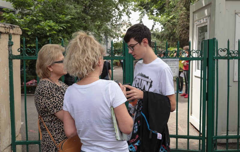 REPORTAJ. Evaluarea Națională la română, după pandemie. „A trebuit să apelăm la meditații ca să acopere în 9 luni ce n-au făcut în 2 ani”
