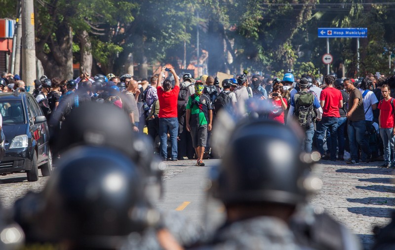 Startul Mondialului a fost marcat de violenţe la Sao Paulo