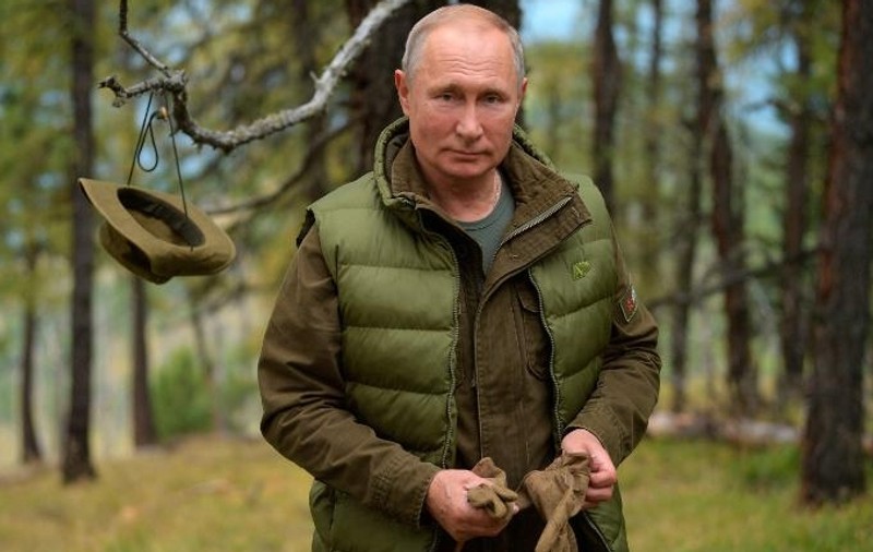 VIDEO | Ce a făcut Vladimir Putin de ziua lui. Imagini inedite făcute publice de Kremlin