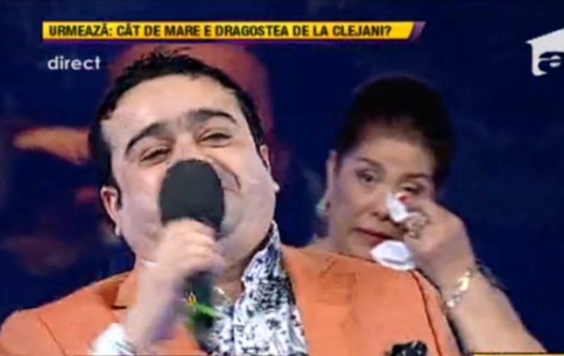 Adrian Minune ŞI-A FĂCUT MAMA SĂ PLÂNGĂ, în direct, la TV! Află de ce