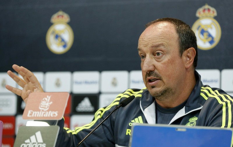 Real Madrid - Barcelona: antrenorul Rafa Benitez nu are voie să piardă