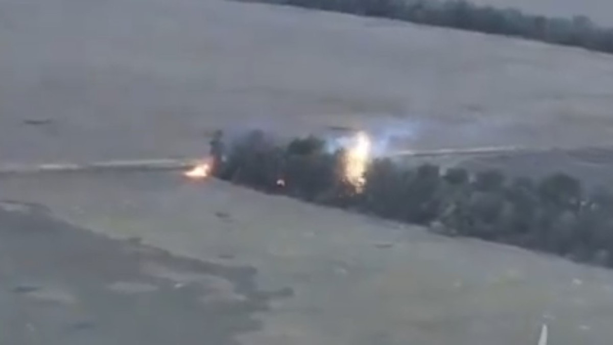 Dronă cu termit incendiar folosită pe câmpul de luptă Captură X @osinttechnical