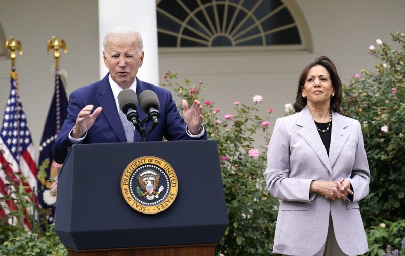 Joe Biden și Kamala Harris se întâlnesc cu americanii implicați în negocierea eliberării ostaticilor ținuți de Hamas