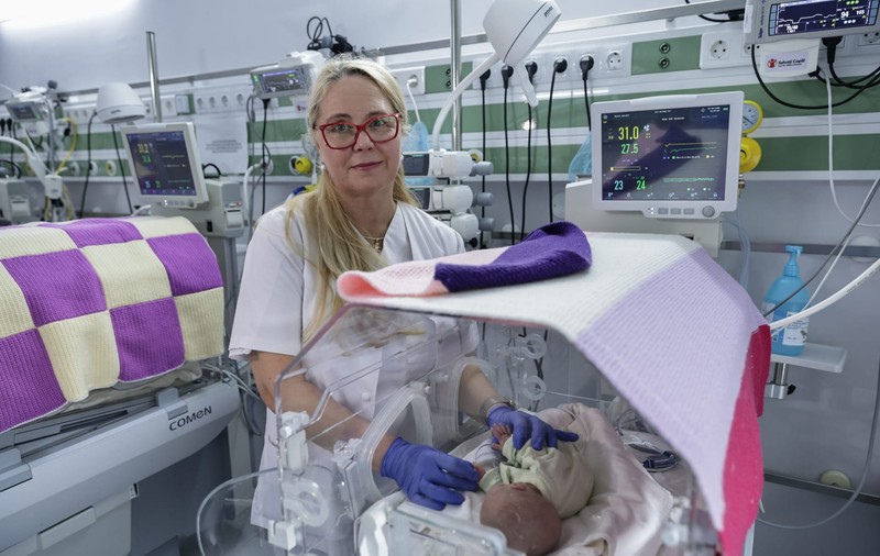 Mărturia unui medic: ,,100 de zile dintr-un an nu am putut primi copii pentru că nu aveam locuri”. Cum poate salva tehnologia un prematur