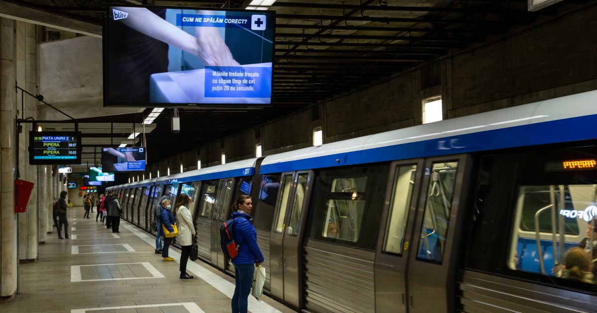 Circulație îngreunată la metrou. Foto: Vlad Chirea