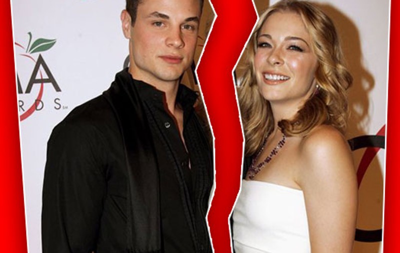LeAnn Rimes s-a despărţit de soţul ei