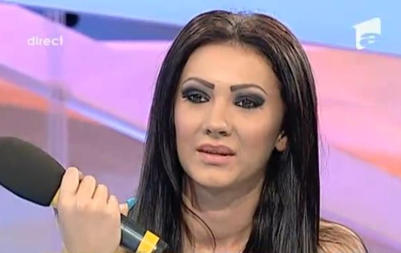 Alexandra Enăchescu, cu lacrimi în ochi despre părintele ei, mort: "Nici la cimitir nu merg, pentru că nu concep că tatăl meu este acolo"
