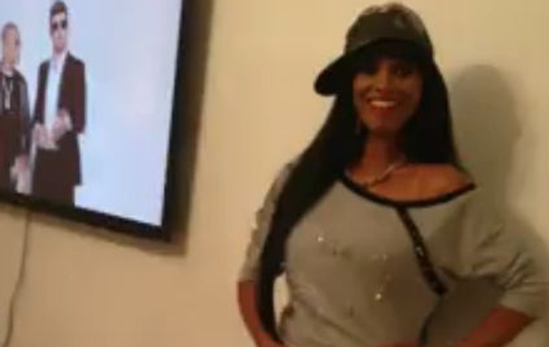 Laurette, 4 minute de PROSTEALĂ | VIDEO