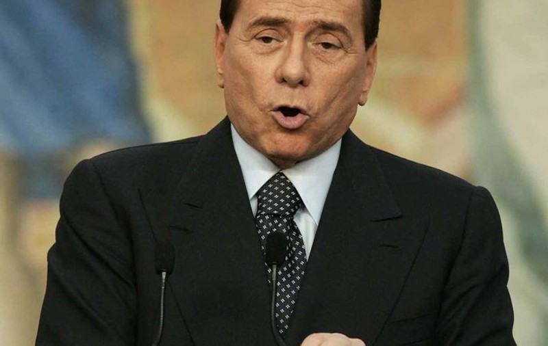 Berlusconi se compară cu Iisus Hristos