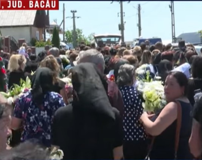 Sora Teodorei Marcu rupe tăcerea după ce nu a fost la înmormântare. „Plecarea ta mi-a sfâșiat sufletul”. De ce Adina a lipsit de la funeralii