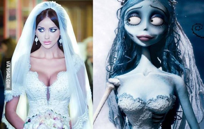 Ce asemănare! Vezi vreo diferenţă între Bianca Drăguşanu şi MIREASA MOARTĂ?