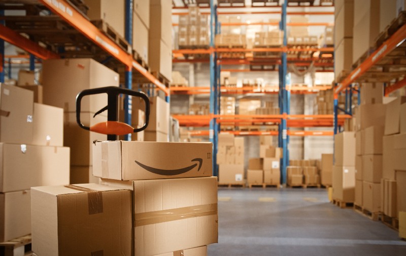 Amazon investește peste 10 miliarde de euro în Europa: Vor fi 25.000 de noi locuri de muncă