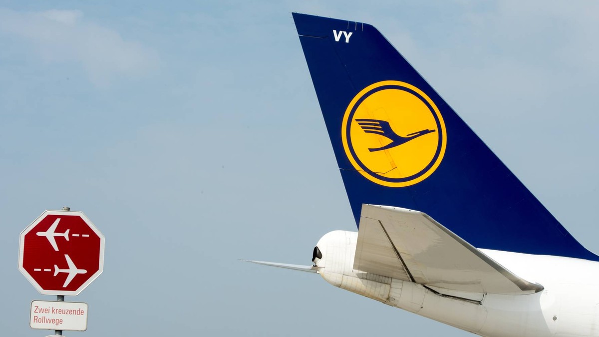 Cursa Lufthansa Munchen-Sibiu, deviată la Timişoara
