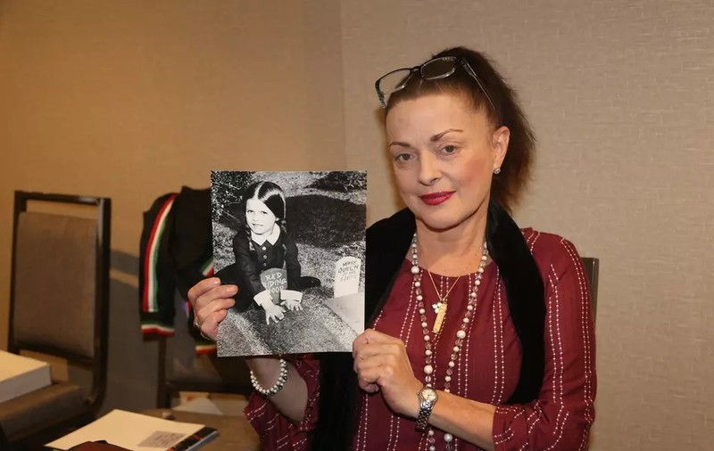Lisa Loring a murit. Actrița a interpretat-o pe Wednesday în prima ecranizare a seriei „Familia Addams”