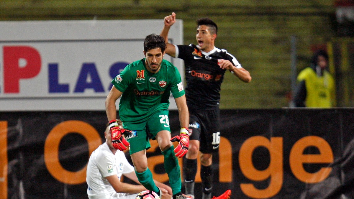 Portarul Penedo a fost în centrul fazei în urma s-a dictat penalty-ul care a provocat scandalul din finalul jocului Dinamo - Astra