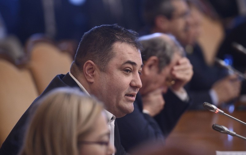 PSD îi amenință cu excluderea din partid pe cei care nu votează moțiunea. Cum răspund cei suspectați că vor boicota