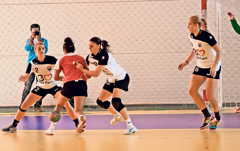 HCM a obţinut prima victorie în Liga Campionilor la handbal, 24-23 cu Hypo Viena