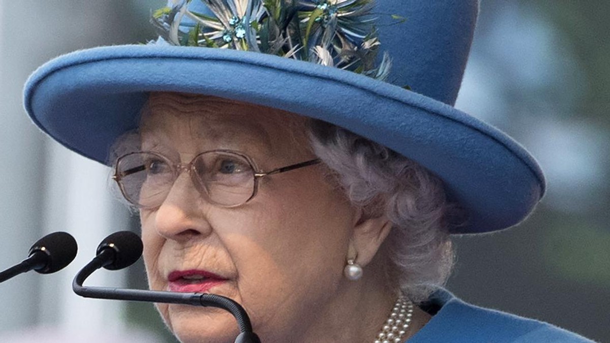 Regina Marii Britanii s-ar fi implicat în criza Brexitului