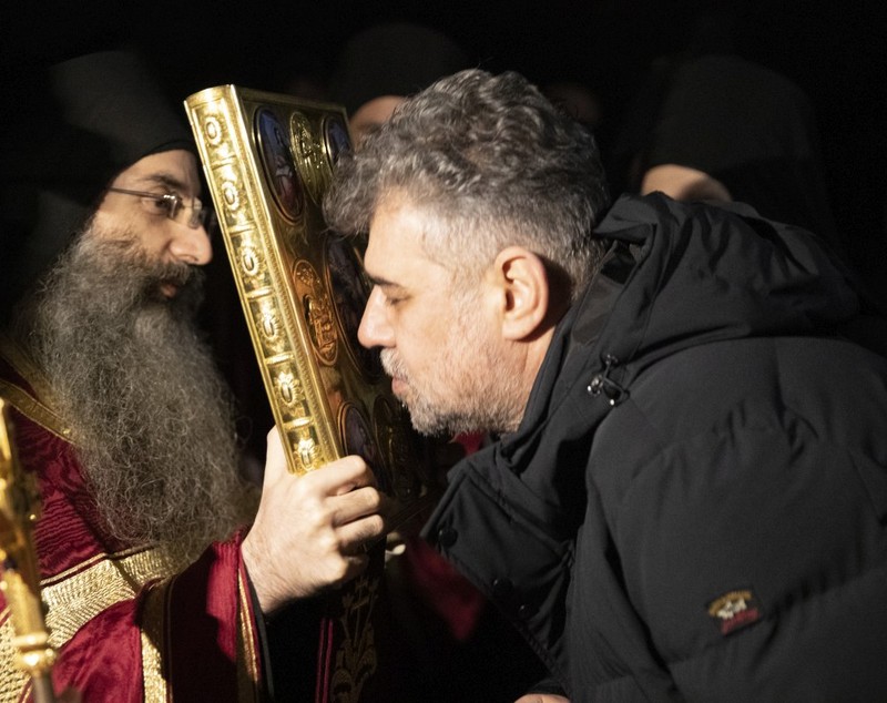 Marcel Ciolacu, din nou la Muntele Athos: „Niciun pământean nu merită o asemenea onoare”