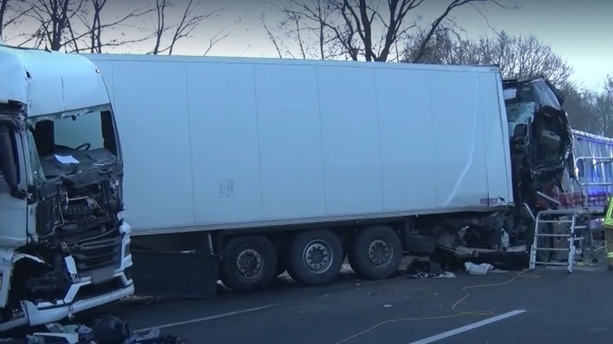 Accidente teribile pe o autostradă, în Germania. FOTO Captură video