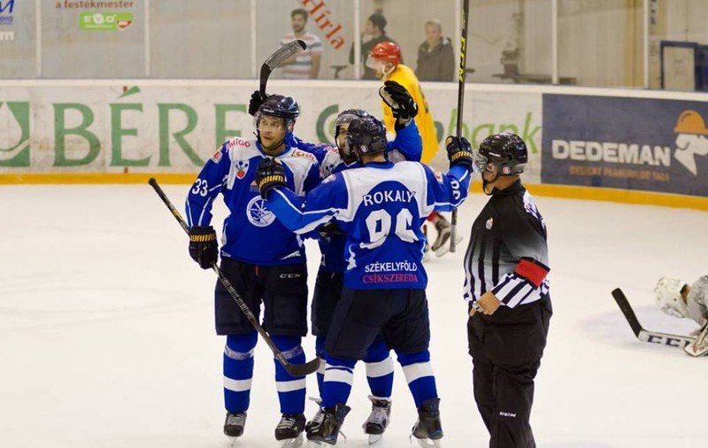 Corona Brașov și Sport Club Miercurea Ciuc, victorioase în Campionatul Național de hochei pe gheață