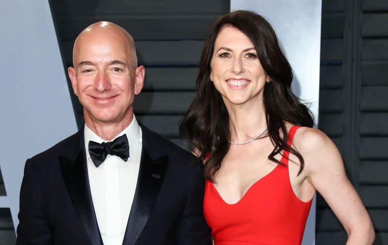 MacKenzie Bezos va deveni a patra cea mai bogată femeie din lume după divorțul de Jeff Bezos