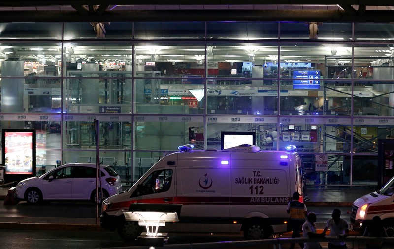 Atentat Istanbul. Imagini din momentul exploziei din aeroport | FOTO & VIDEO