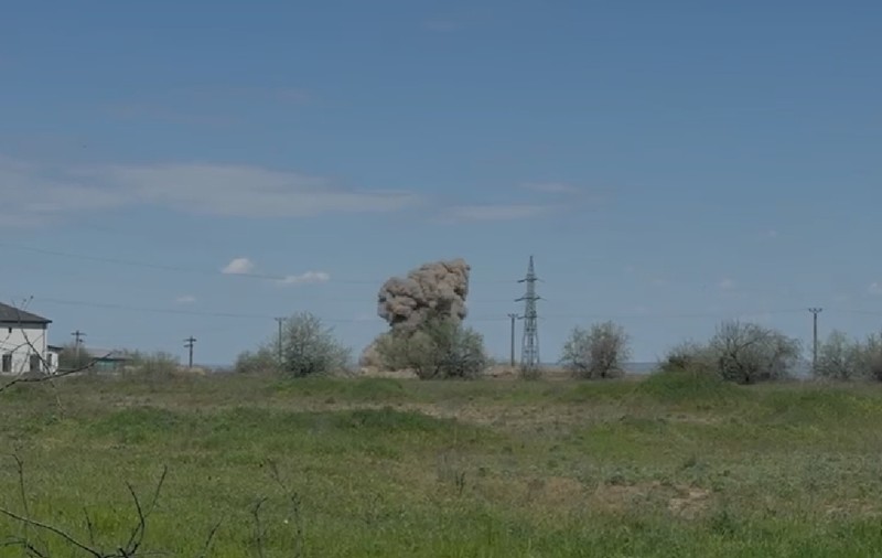O dronă rusească, ce avea încărcătură explozivă, s-a prăbușit în Galați. Ce a spus ambasadorul Rusiei la sediul MAE
