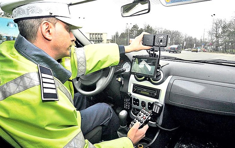 Gălățean prins de radar în Vrancea conducând cu o viteză de aproape trei ori mai mare decât limita maximă admisă