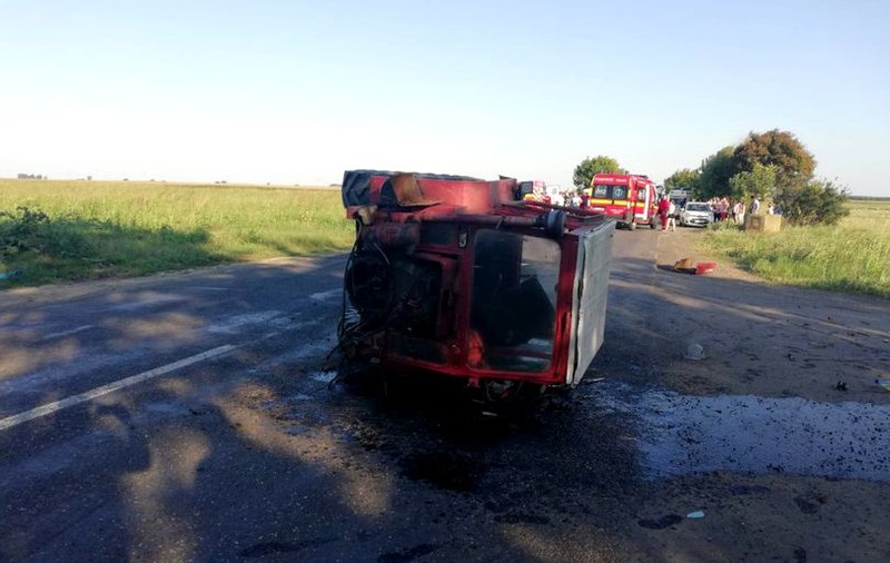 Noi detalii în cazul accidentului cu 12 răniți, din Buzău. Tractoristul care a fugit după accident era beat și furase vehiculul