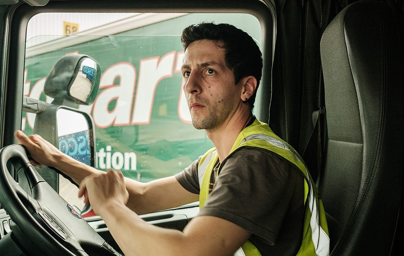 Viața unui șofer de TIR plecat în Marea Britanie: „Simțeam că România mă sugrumă”