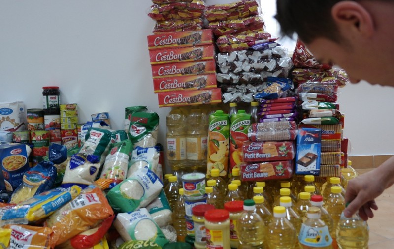 Vrei să faci o faptă bună de Paște? Donează alimente!