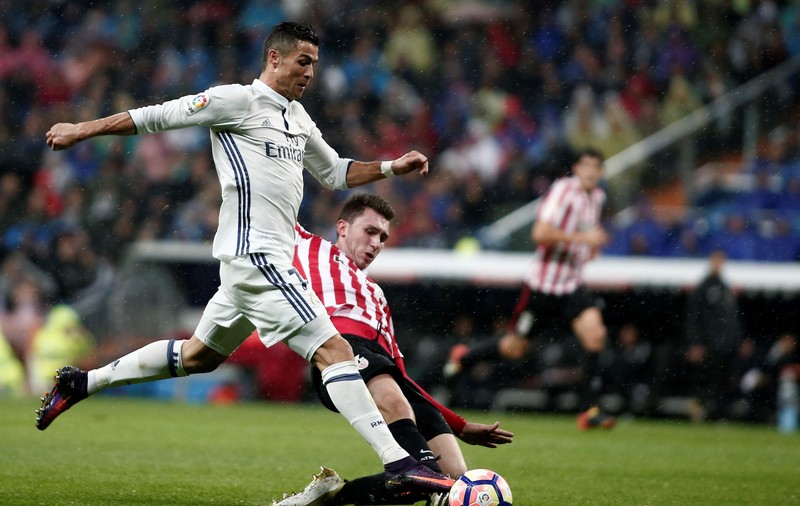 Cristiano Ronaldo, atacantul lui Real Madrid, a anunţat cât timp mai vrea să joace fotbal
