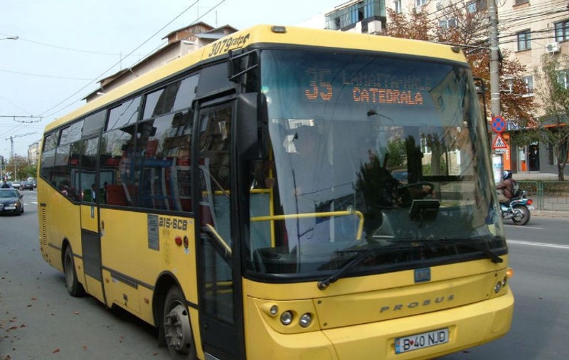 Transportul public este paralizat în Ploiești. Angajații au intrat în grevă spontană