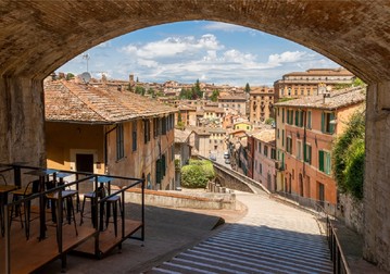 Locuri de vizitat in Italia- Perugia - Apeductul și Orașul Vechi Foto: Shutterstock.com