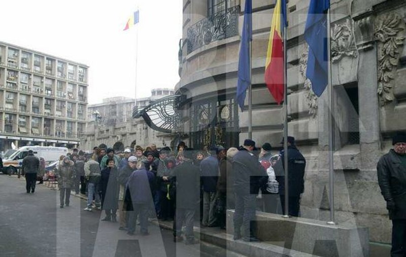 SERGIU NICOLAESCU A MURIT | De unde a fost cumpărat și cât a costat SICRIUL regizorului