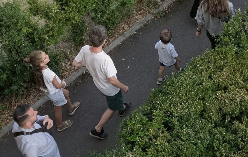 Preşedintele Nicuşor Dan şi-a vizitat rudele, după ce a fost la slujba de la Mănăstirea Dejani, de lângă Făgăraş