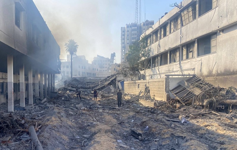 Zeci de cadavre au fost descoperite după operațiuni israeliene în Gaza, susține apărarea civilă palestiniană