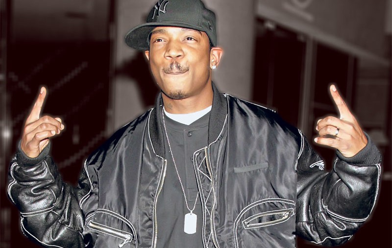 Ja Rule cântă în Bamboo