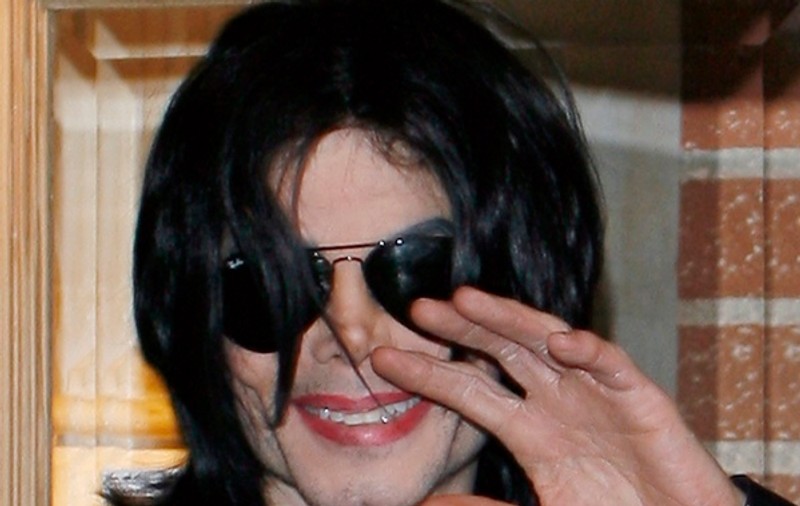 Video | Ipoteză terifiantă! Sufletul lui Michael Jackson a rămas prins între două lumi?