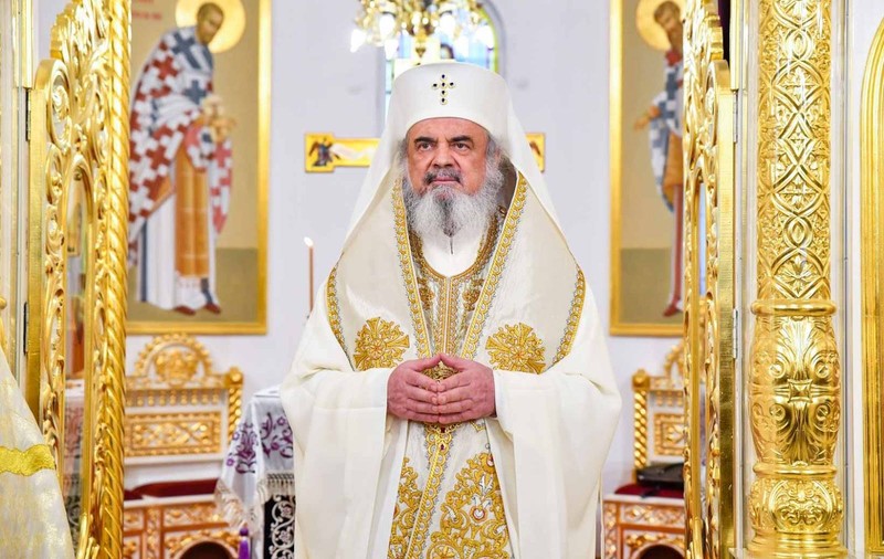 Mesajul Patriarhului Daniel la moartea ÎPS Pimen. “Înălţăm în aceste zile rugăciuni pentru odihna sufletului său”