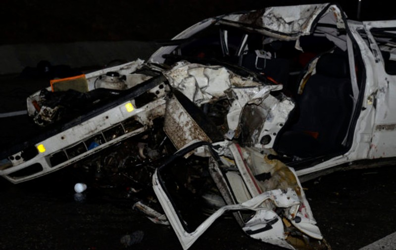 Trei morți și un tânăr în comă în urma unui accident grav produs în Caransebeș