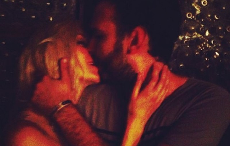 Pe ritmuri de DJ, ce se mai iubeşte Diana Dumitrescu cu amorezul ei! | FOTO