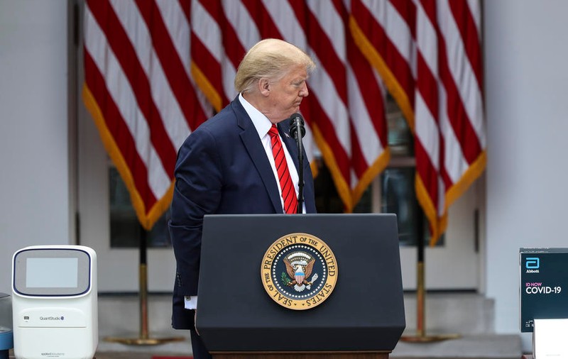 VIDEO | De ce a părăsit Donald Trump o conferință de presă pe tema testelor COVID-19