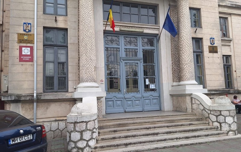 Judecătoare din Mehedinți, mutată la Secția Penală împotriva voinței sale. Argumentele cu care magistratul a obținut suspendarea transferului: „O măsură gravă care impune o motivare riguroasă”