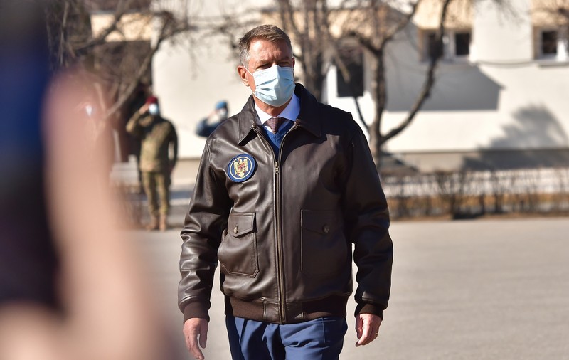 Iohannis a vorbit despre „un pachet robust de sancțiuni” împotriva Rusiei, în discuția cu Biden și aliații, despre criza din Ucraina