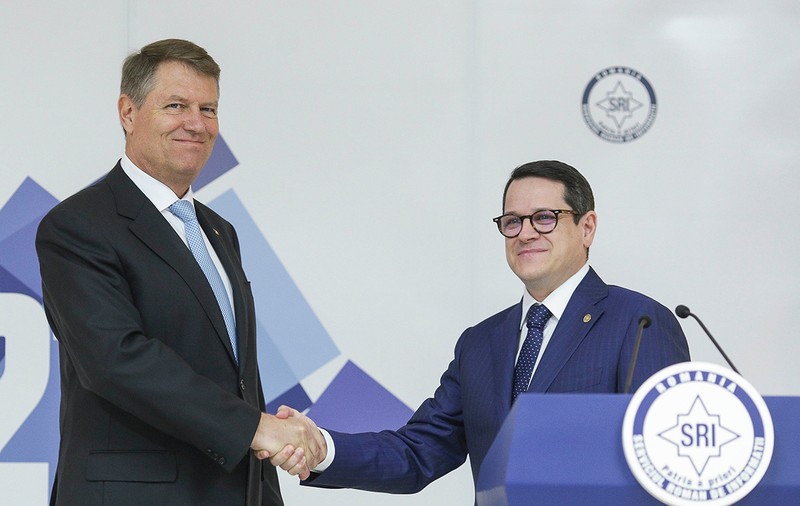 Politologul Stelian Tănase, despre legile care dau puteri sporite serviciilor: „Sunt convins că Iohannis și-a dat acceptul, dar nu cred că a citit cu atenție textul”