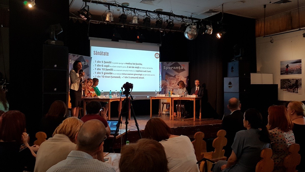 1 din 11 copii din România se culcă flămând. Studiul Bunastarea copiilor a fost prezentat astazi