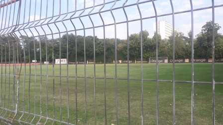 Terenul de fotbal ”Florea Dumitrache”