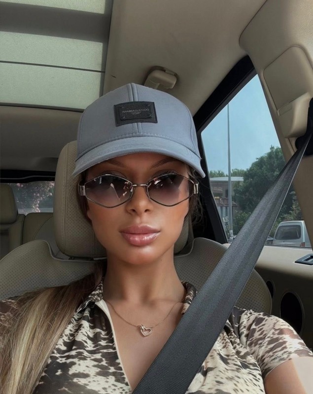 Nicolle Fota a plecat în vacanță fără Cătălin Botezatu. Cine a însoțit-o: „În sfârșit am terminat examenele și pot să călătoresc”